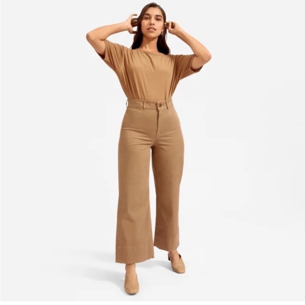 Everlane lightweight Women's Wide Leg Pants - Tan size 12 with some stretch